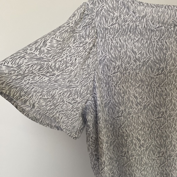 APT 9 RUFFLED PEPLUM TOP NWT SIZE LARGE - Picture 5 of 10